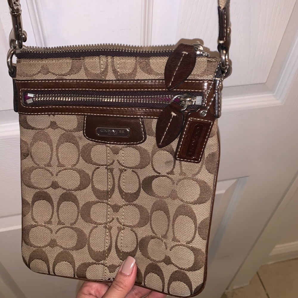 Authentic Cross body Coach Bag perfect condition